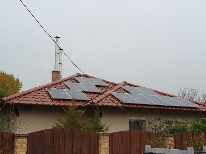 4,95 kWp Sharp napelemes rendszer SolarEdge inverterrel, Budapest